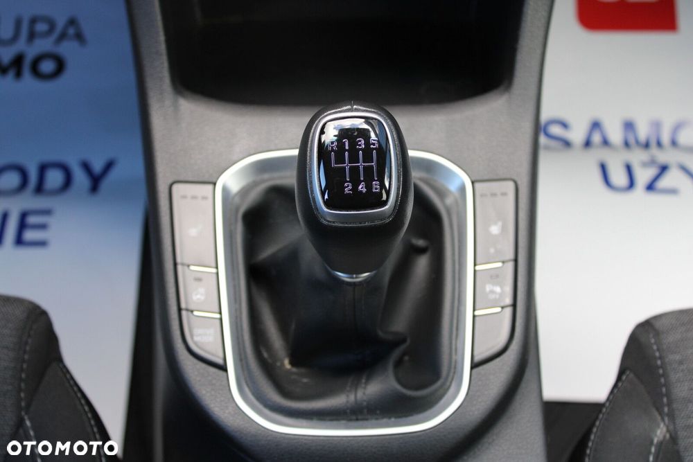 Hyundai i30 1.5 T-GDI 48V Smart - 21
