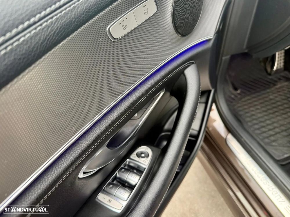 Mercedes-Benz E 220 d AMG Line - 19