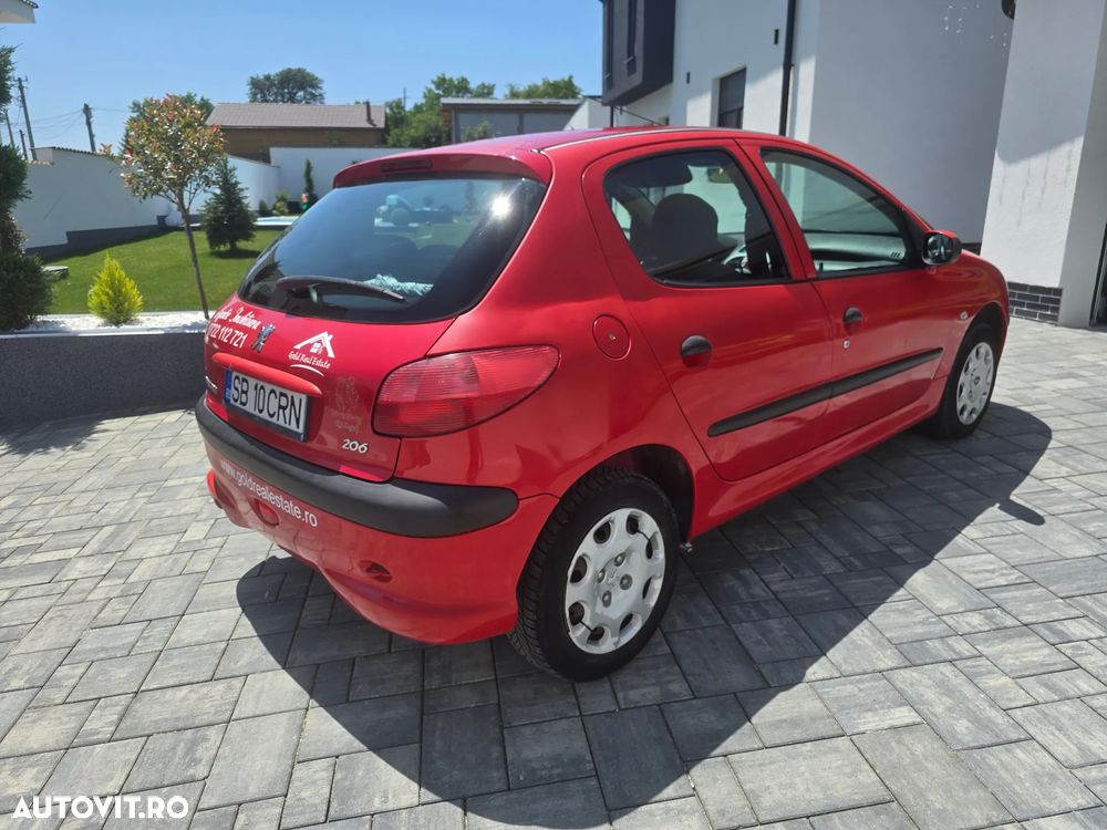 Peugeot 206 - 1
