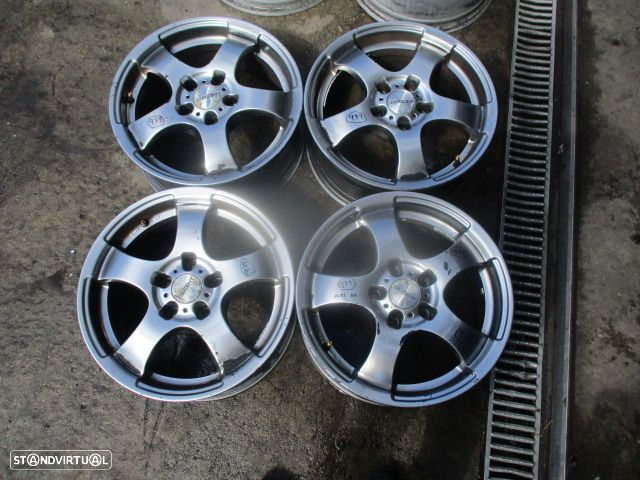 Jogo De Jantes JGJANT979 AUDI A4 1980 0P ET35 7X16 5X112 70Mm - 2