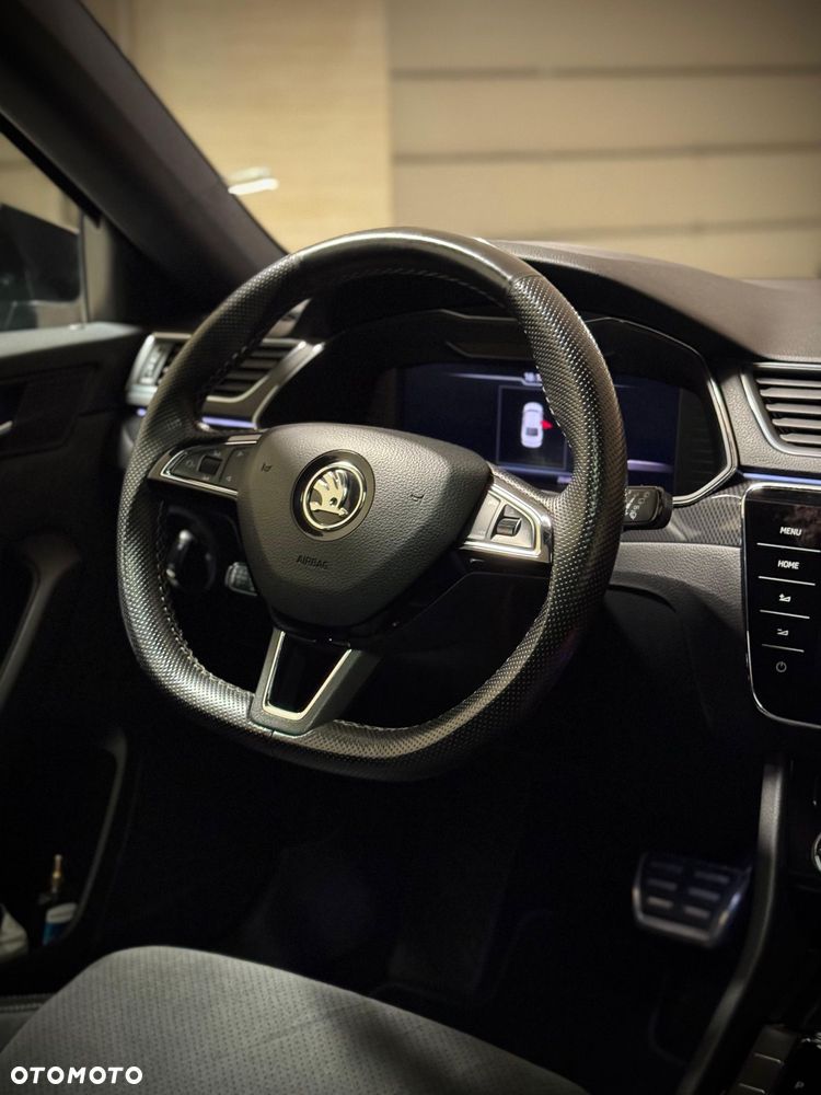Skoda Superb 2.0 TDI 4x4 Sportline DSG - 8