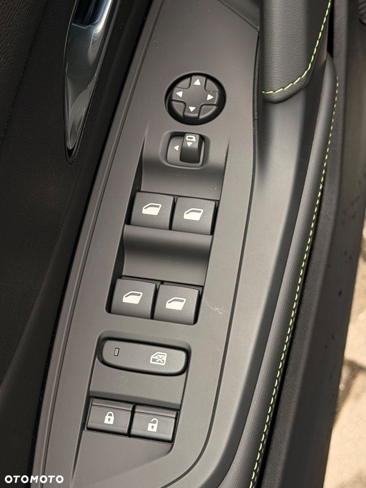 Peugeot 308 1.6 Hybrid PHEV GT E-DCS7 - 12
