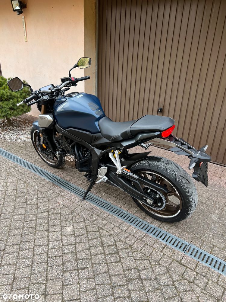 Honda CB - 18