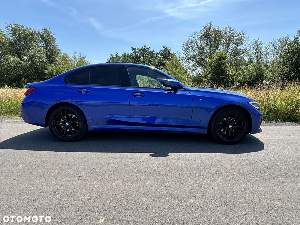 BMW Seria 3 320i xDrive - 4