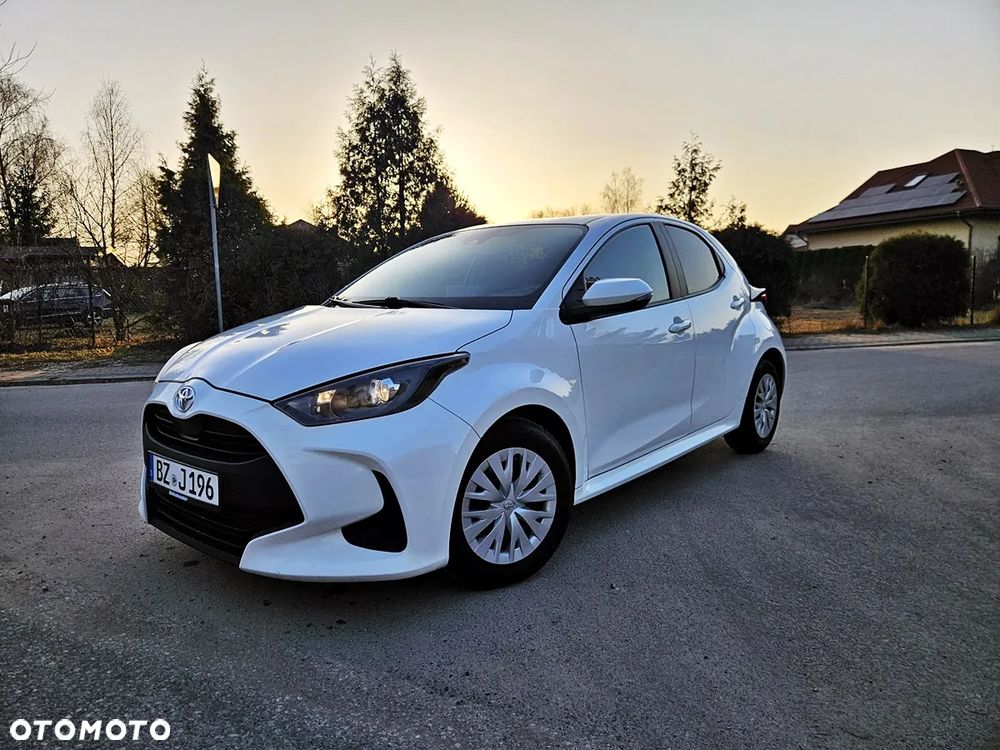 Toyota Yaris 1.5 VVT-i Team Deutschland - 5