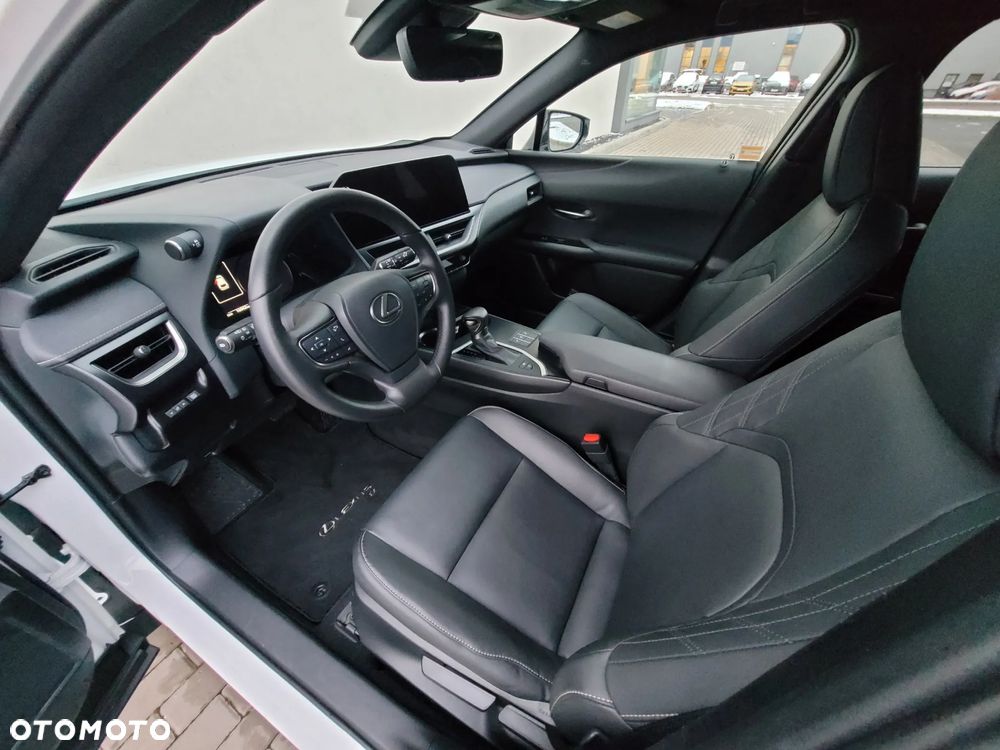 Lexus UX 250h GPF F Sport Design+ 2WD - 3