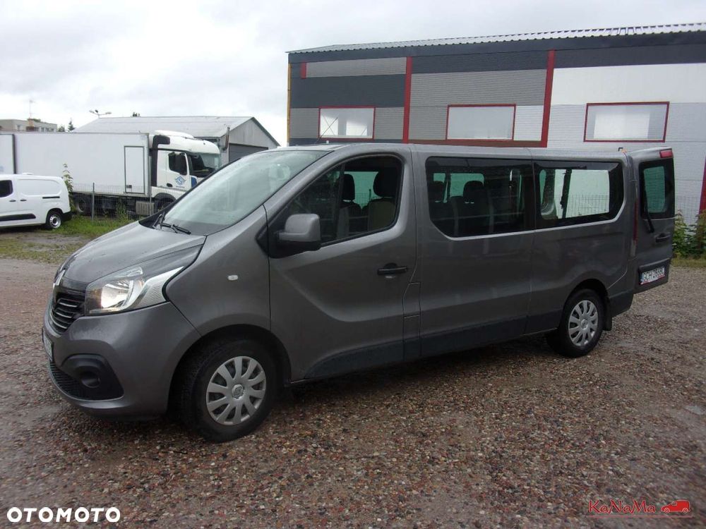 Renault Trafic - 12