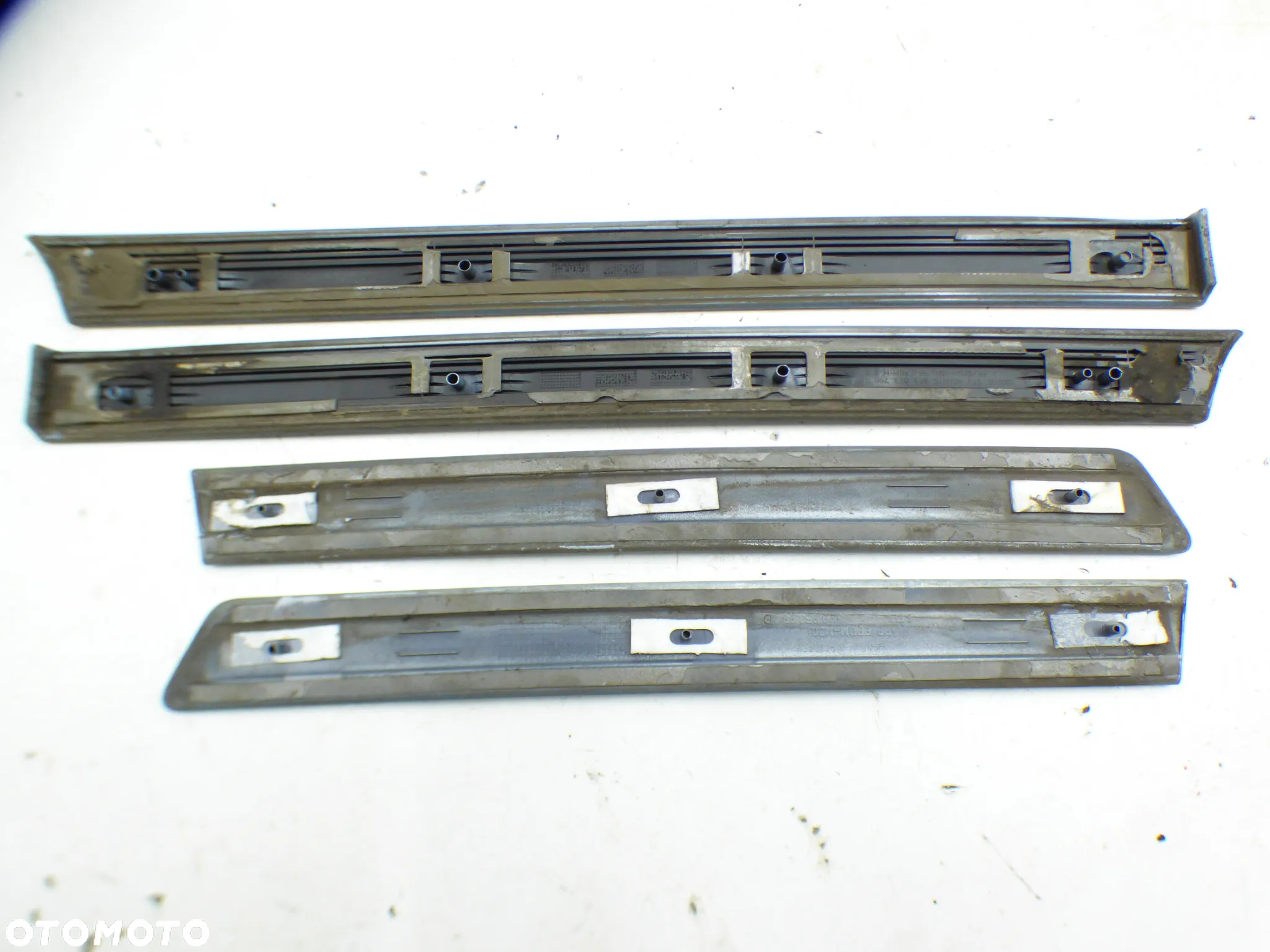 AUDI A3 8P LIFT 3D LISTWY DOLNE GÓRNE BŁOTNIKA KOMPLET LY5J 3C0857933A GORLICE - 5