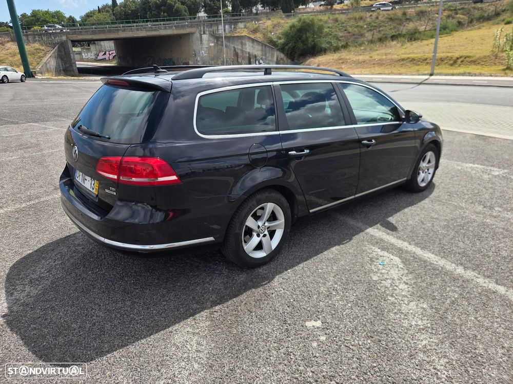 VW Passat 1.6 TDI Confortline - 11