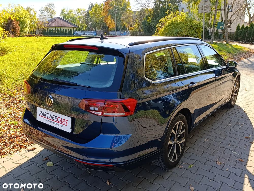 Volkswagen Passat 2.0 TDI EVO Business DSG - 3