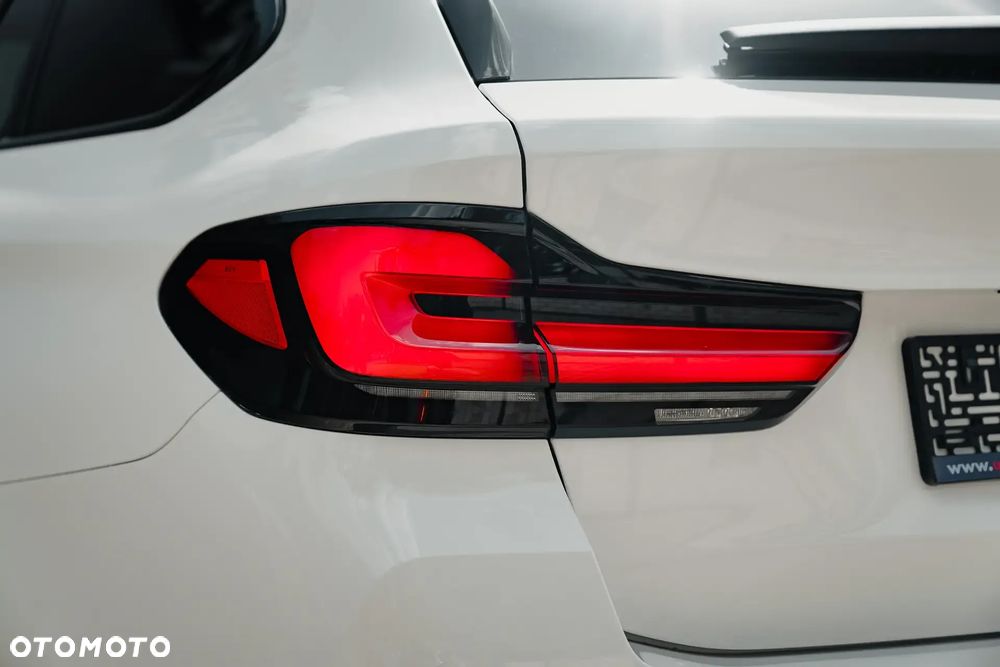 BMW Seria 5 520d xDrive Touring M Sport Edition - 7