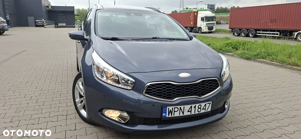 Kia Ceed 1.6 GDI L DCT - 26