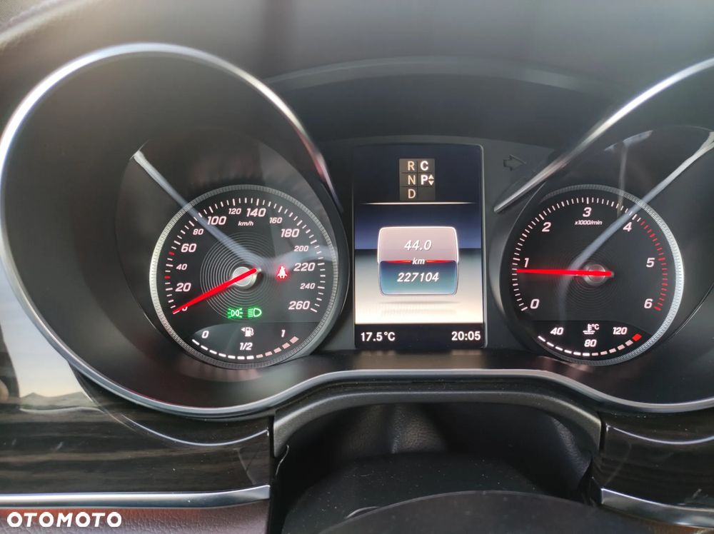 Mercedes-Benz Klasa V 250 BlueTEC Edition 1 7G-Tronic (d³ugi) - 13