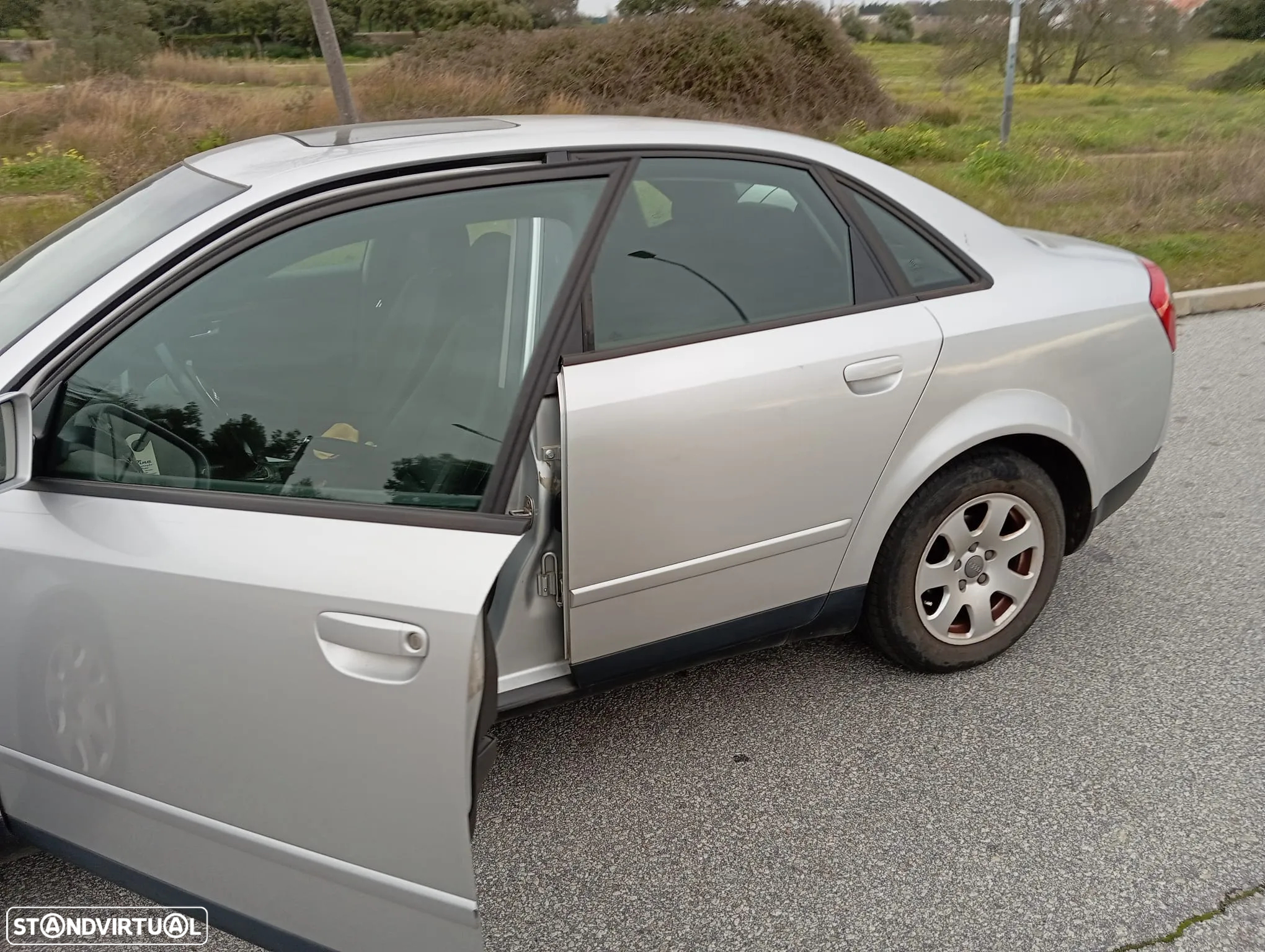 Audi A4 1.6 - 5