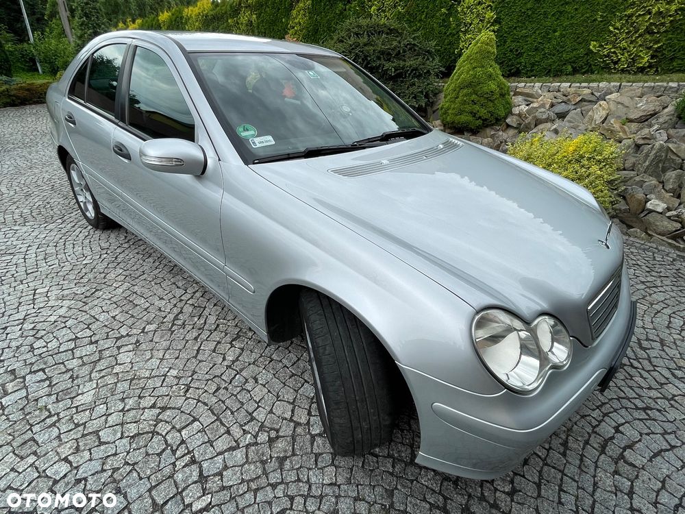 Mercedes-Benz Klasa C 220 CDI Avantgarde - 11