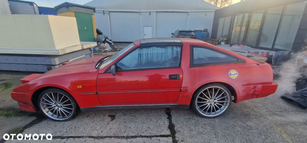 Nissan 300 ZX - 12