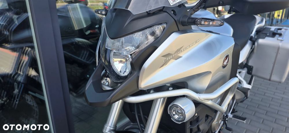 Honda VFR - 40