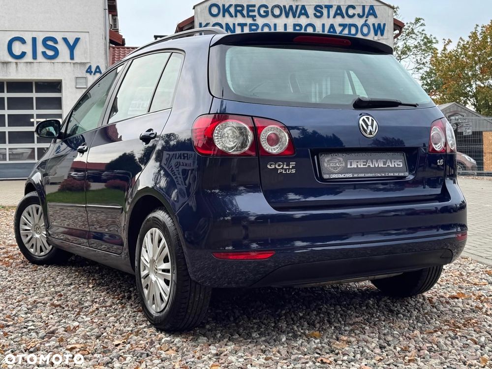 Volkswagen Golf Plus - 10