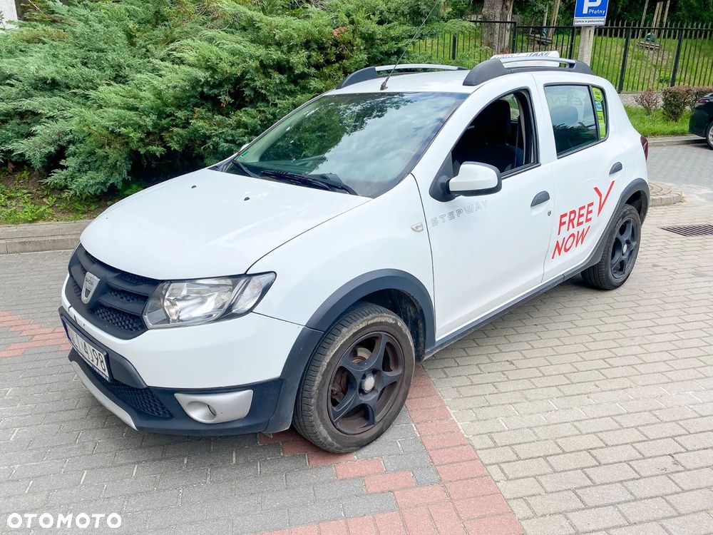 Dacia Sandero 0.9 TCe Laureate - 9