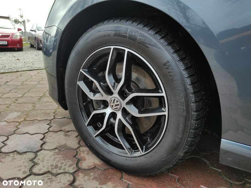 Volkswagen Passat - 18