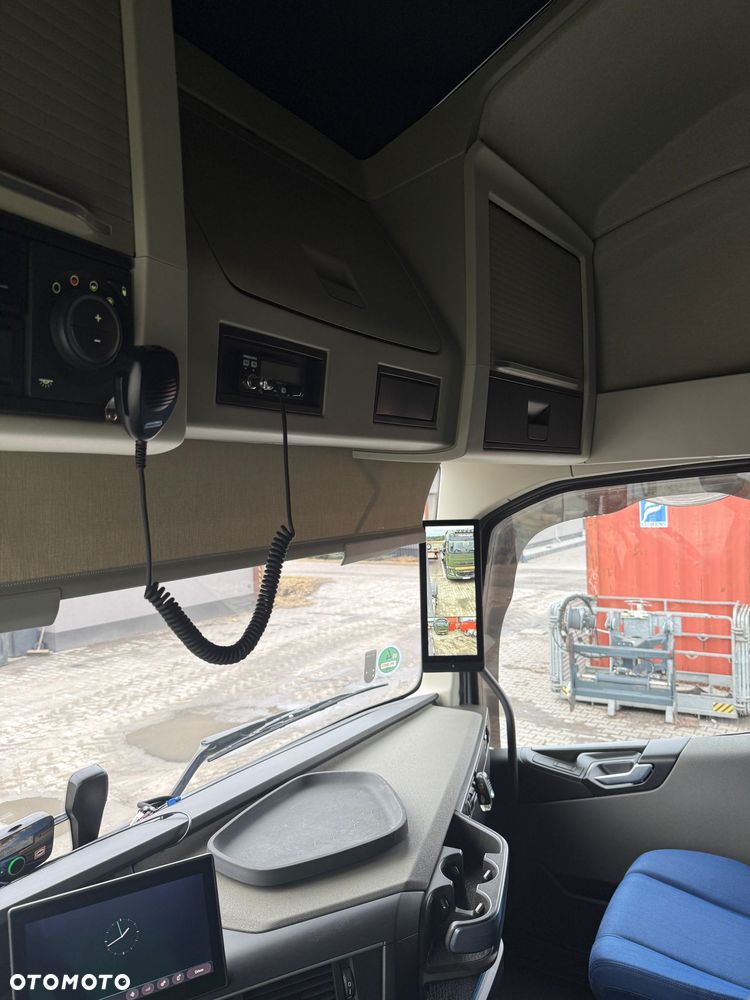 Volvo FH - 11