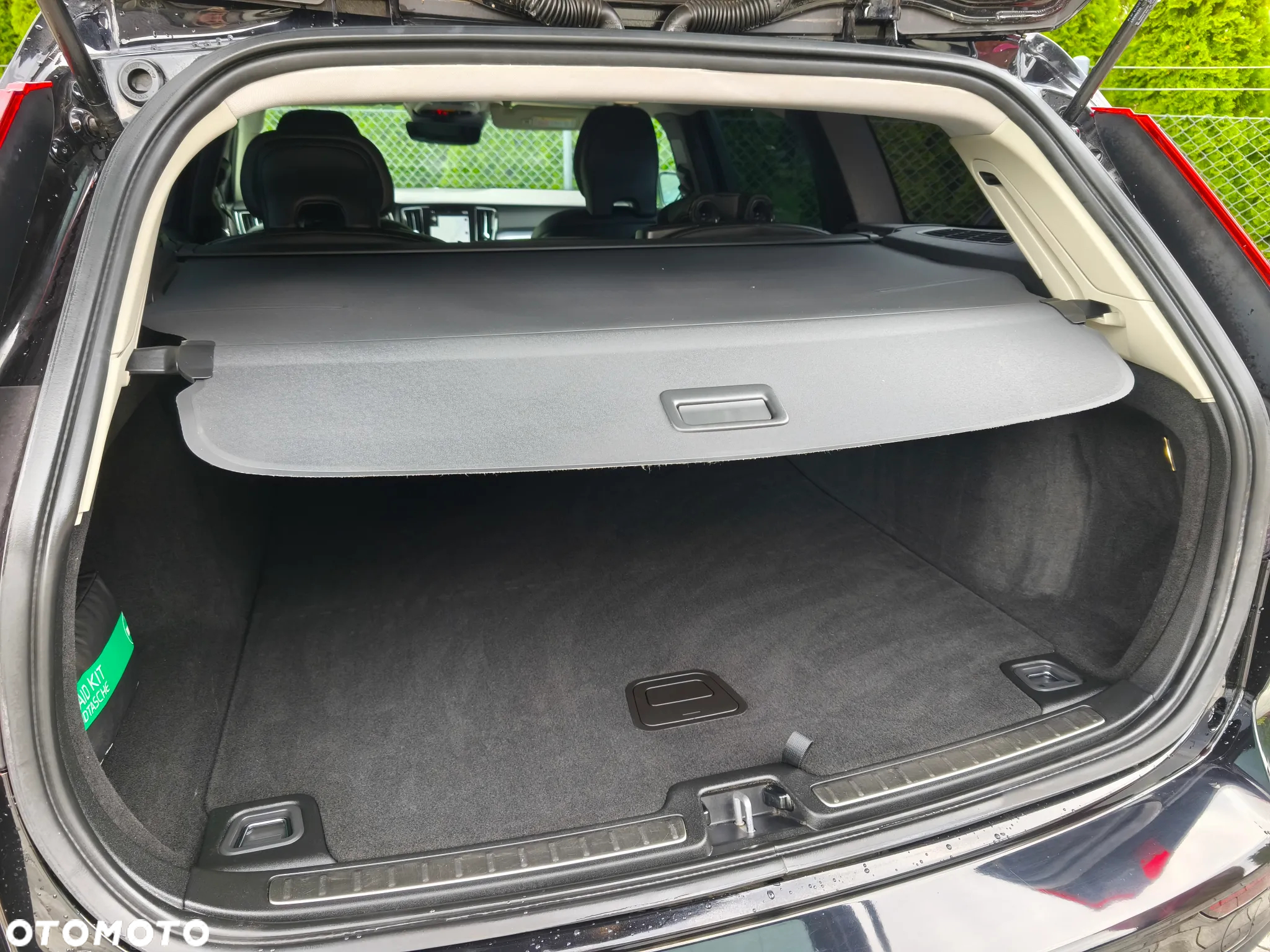 Volvo V60 D3 Drive-E R-Design Momentum - 30