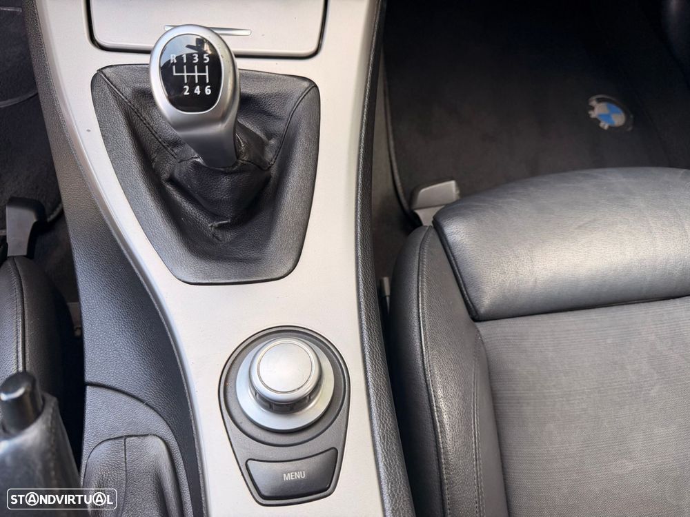 BMW 320 d DPF Edition Fleet Sport - 29