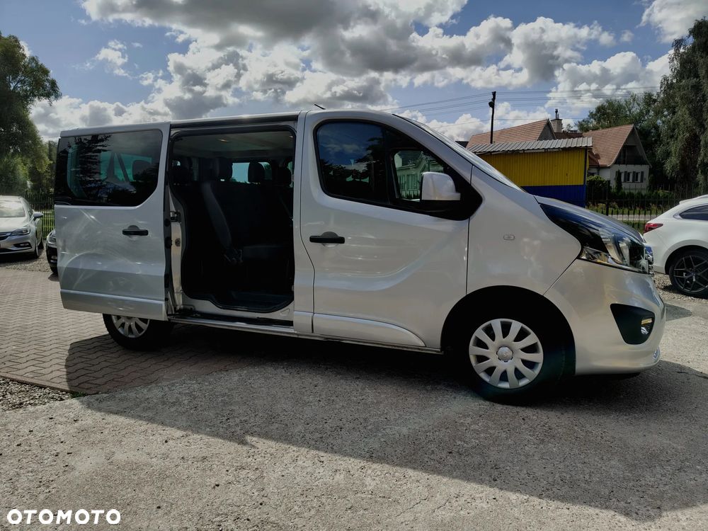 Opel Vivaro - 10