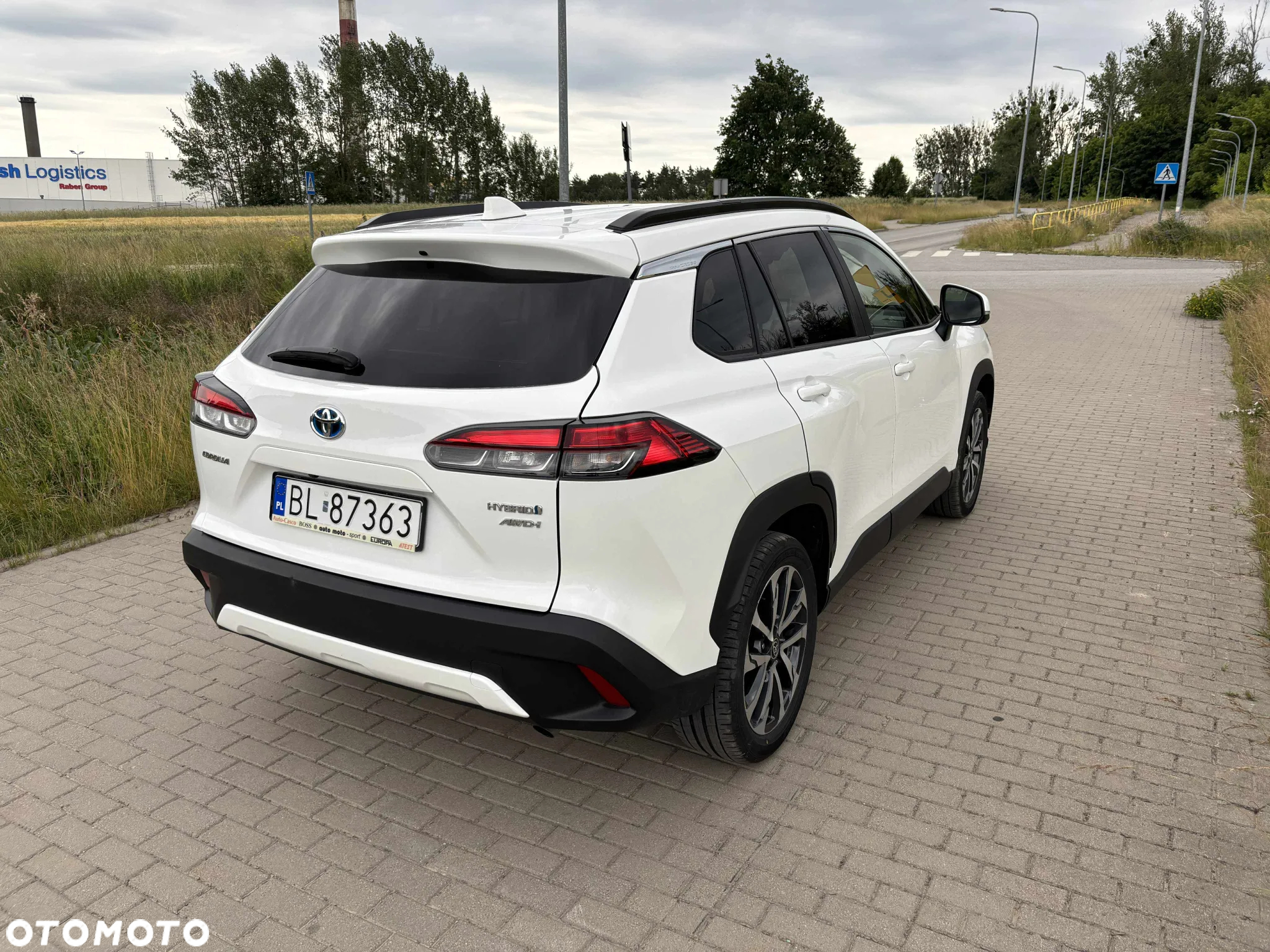 Toyota Corolla Cross 2.0 Hybrid Executive AWD - 6