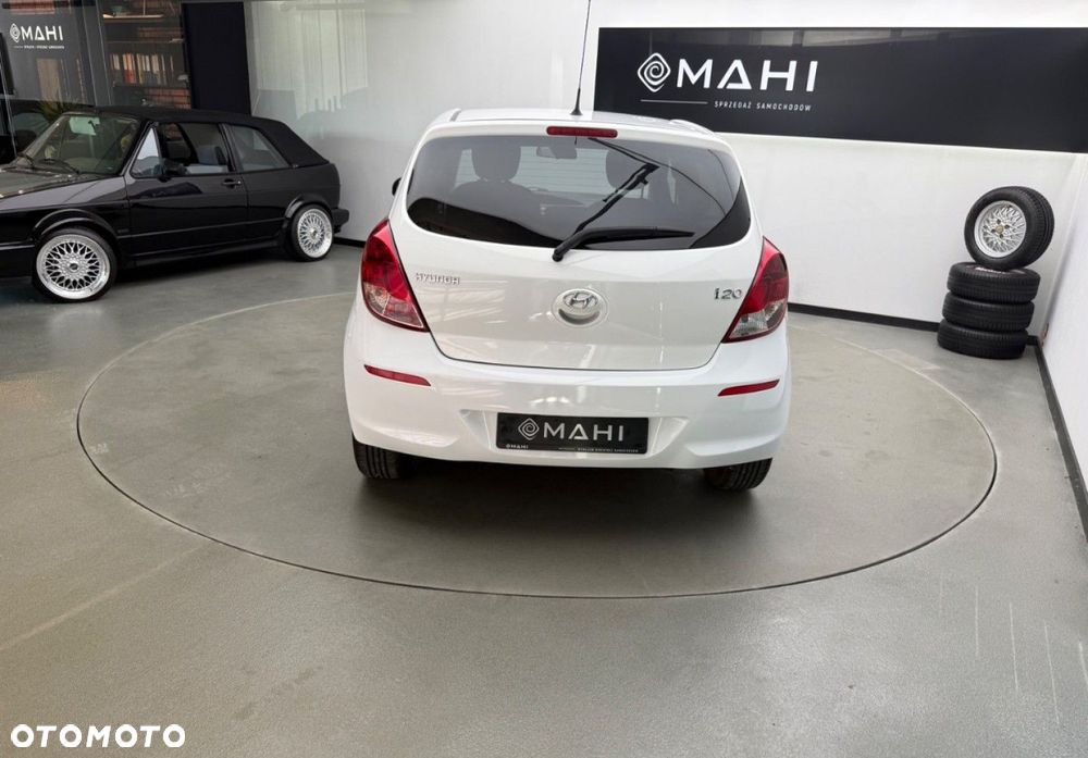 Hyundai i20 - 10