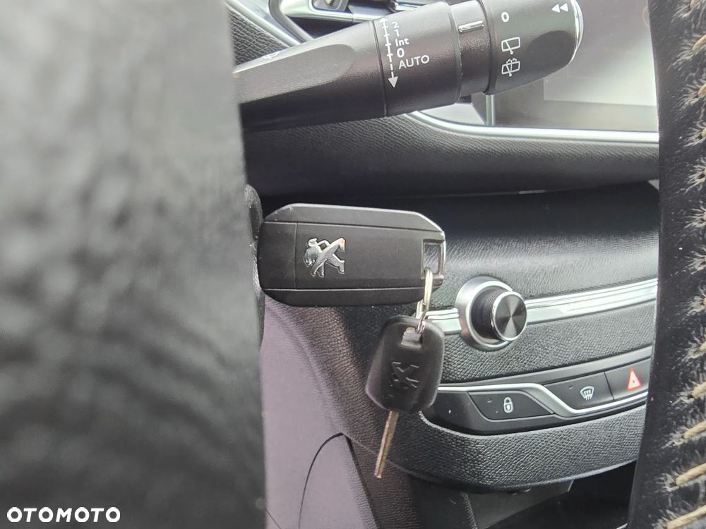 Peugeot 308 BlueHDi 120 Stop & Start Allure - 31