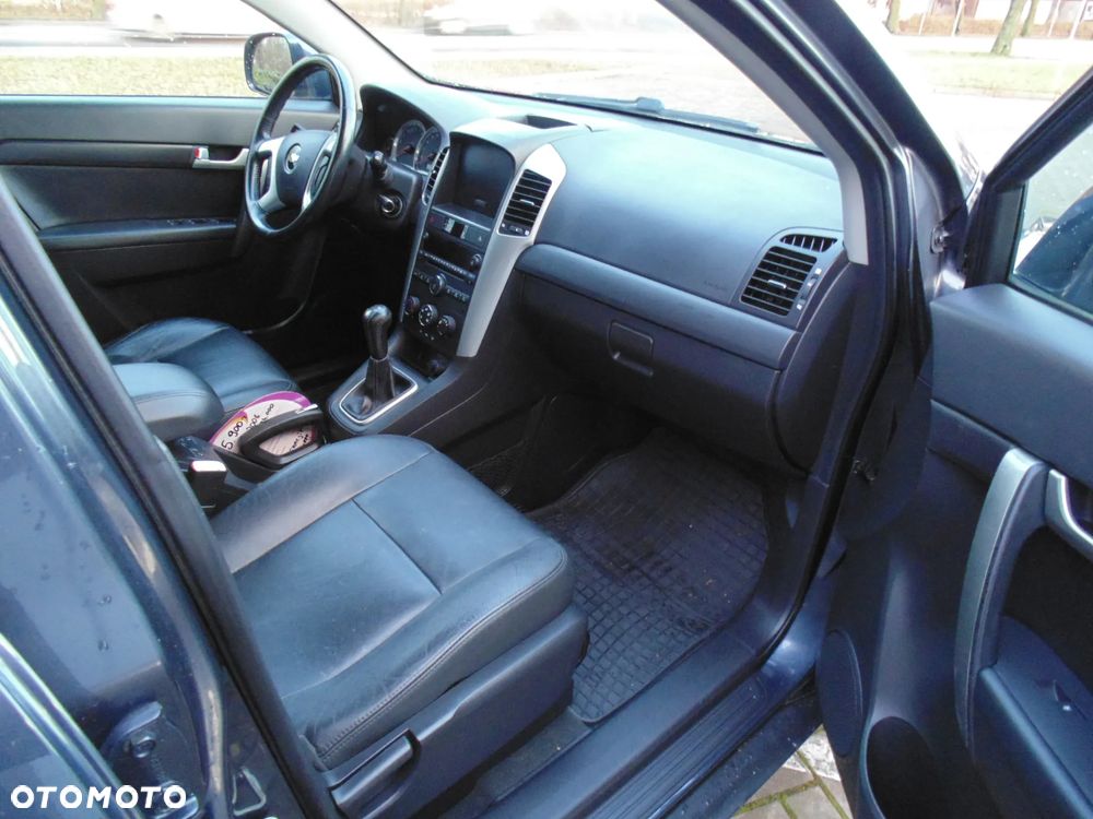 Chevrolet Captiva 2.4 2WD 7 Sitzer LS Family Edition - 12