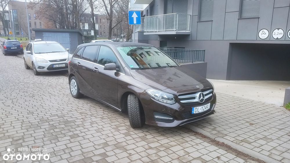 Mercedes-Benz Klasa B 180 BlueEFFICIENCY Edition - 21