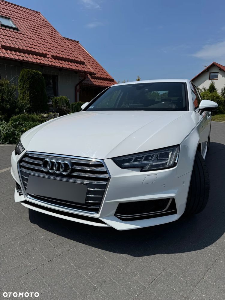 Audi A4 2.0 TDI Design - 1