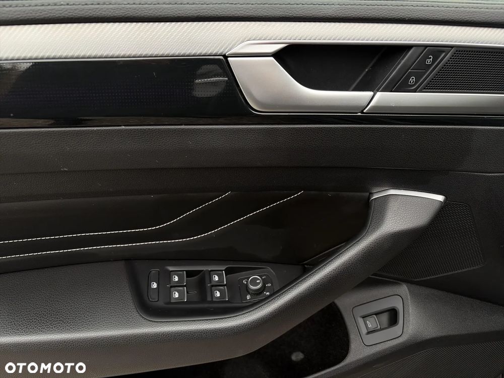 Volkswagen Arteon 2.0 TDI R-Line DSG - 11