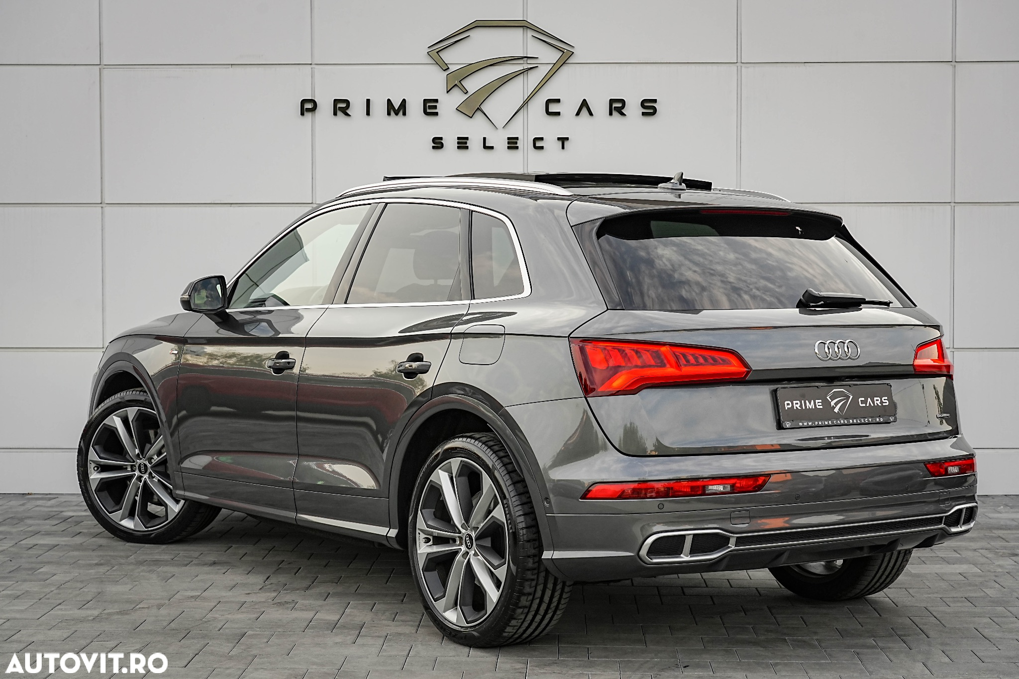 Audi Q5 55 TFSI e quattro S tronic PHEV S Line - 2