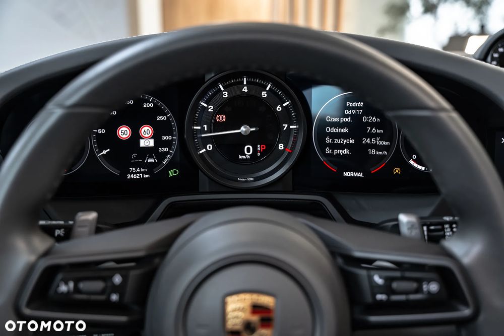Porsche 911 Targa 4 - 33