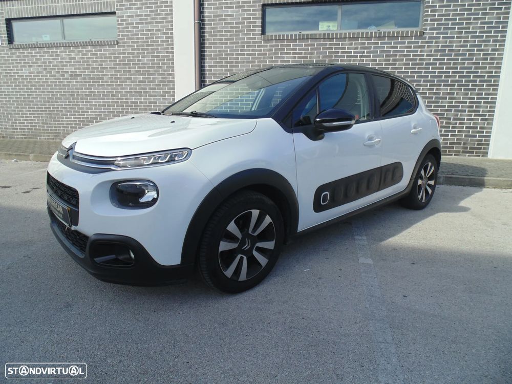 Citroën C3 1.2 PureTech Shine - 1