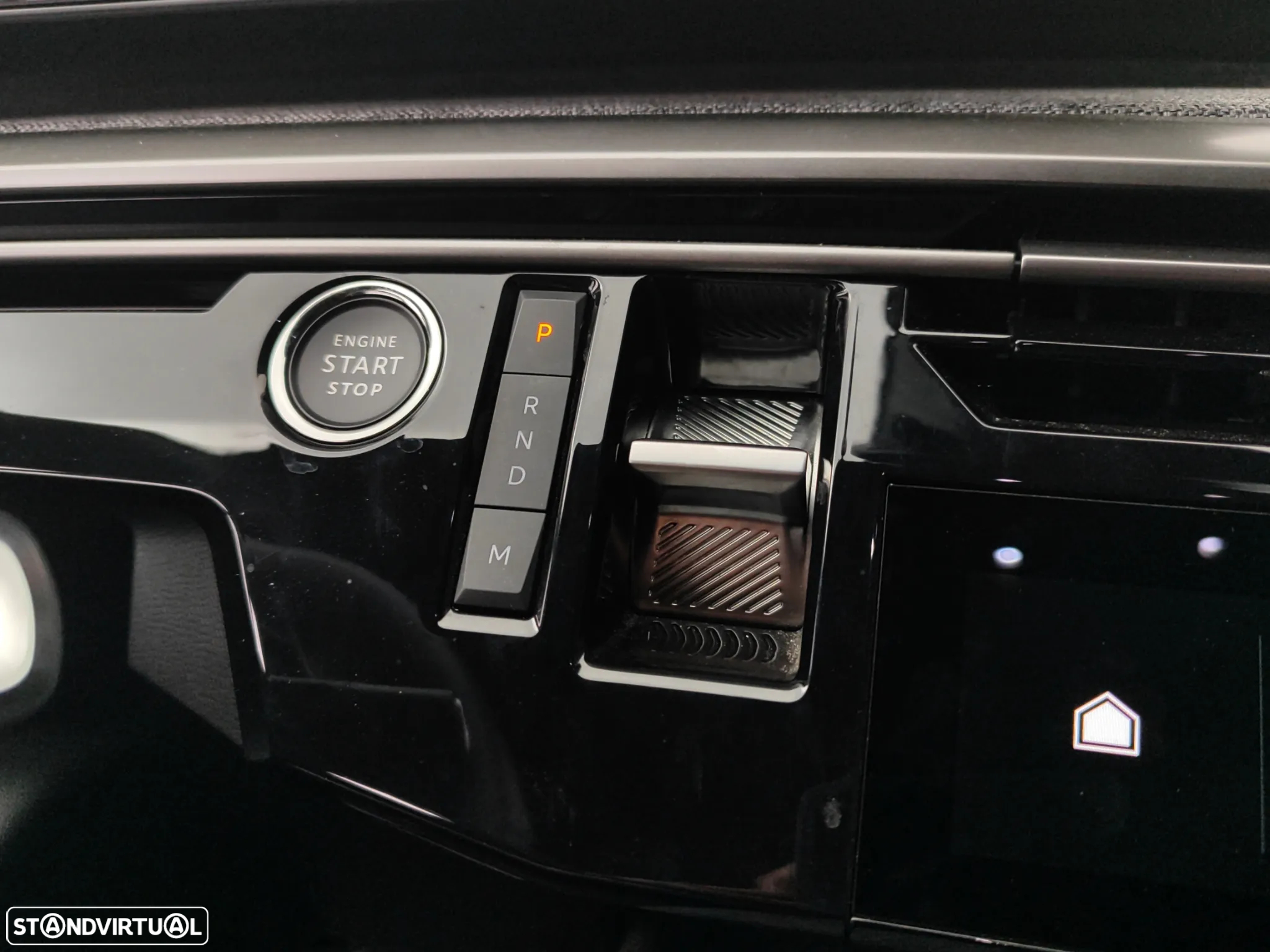 Peugeot 3008 1.2 Hybrid Allure e-DCS6 - 17
