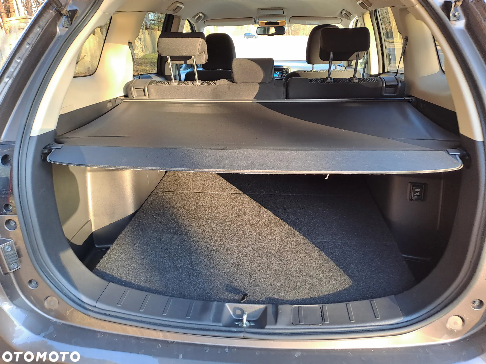 Mitsubishi Outlander 2.0 Intense 4WD CVT - 11