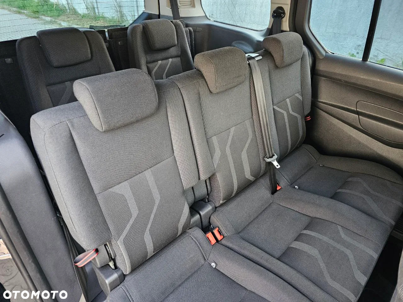 Ford Tourneo Connect - 16
