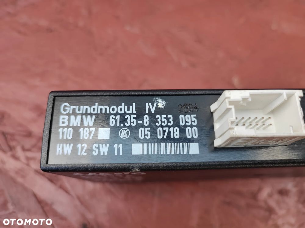 BMW E36 CABRIO ORYGINALNY MODUŁ KOMFORTU O NR. 8 353 095 OEM HW 12 / SW 11  05 0718 00 - 4