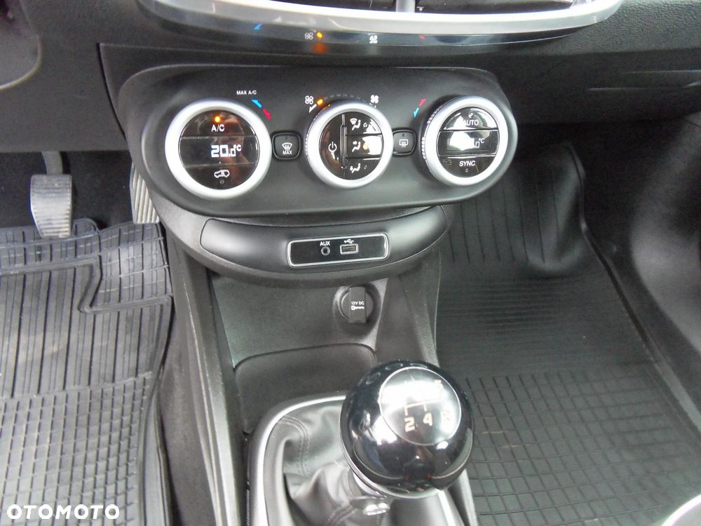 Fiat 500X 1.6 E-torQ 4x2 S&S Trekking - 17