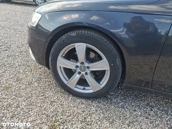Audi A4 2.0 TDI - 9