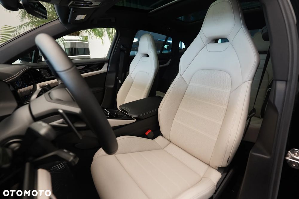 Porsche Panamera - 10