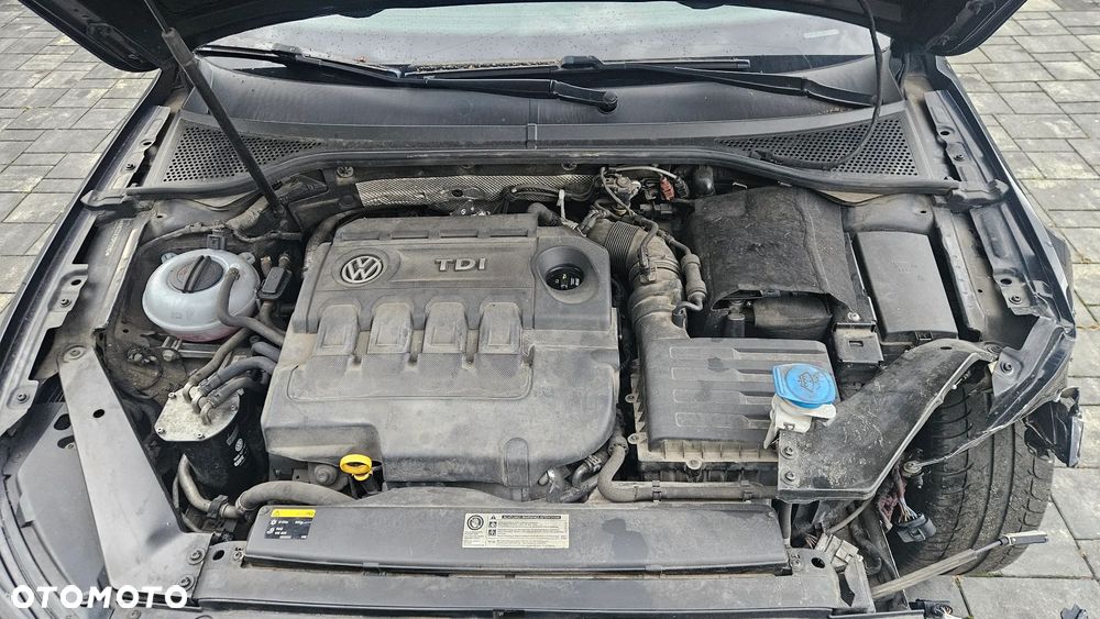 Volkswagen Passat - 9