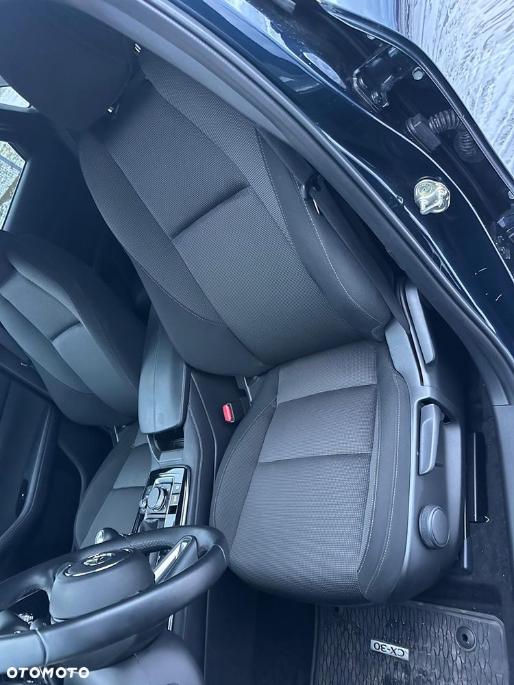 Mazda CX-30 e-SKYACTIV-G 2.0 M HYBRID 150 SELECTION - 9