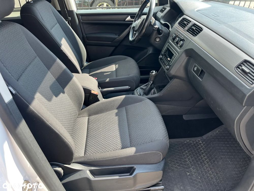 Volkswagen Caddy - 18