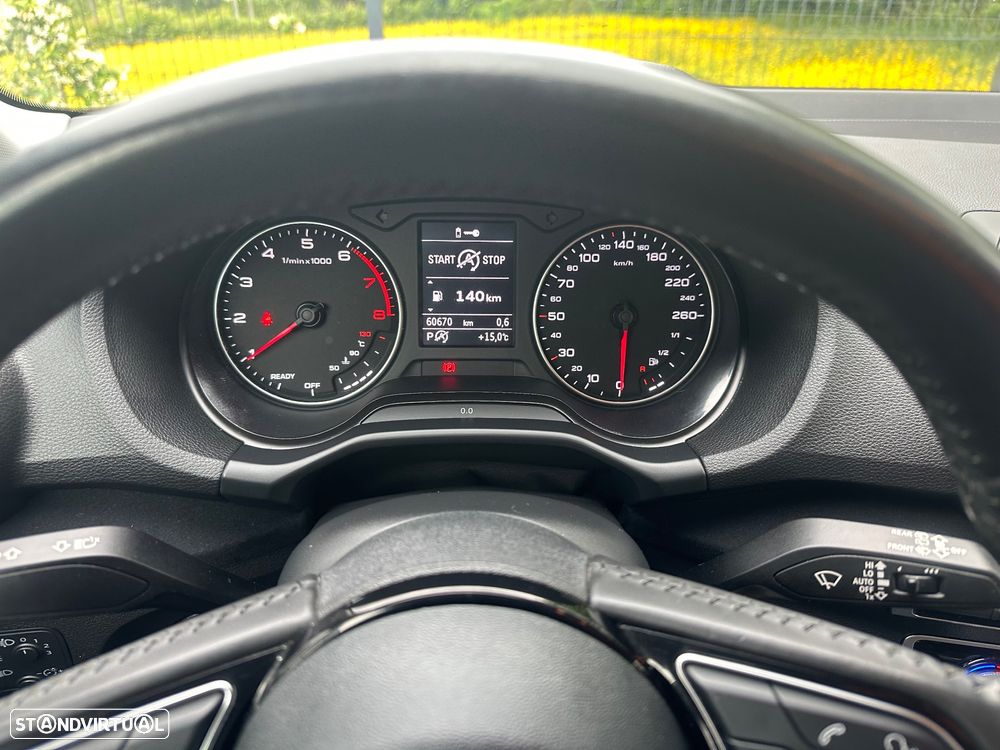Audi Q2 1.0 TFSI ultra S tronic sport - 11