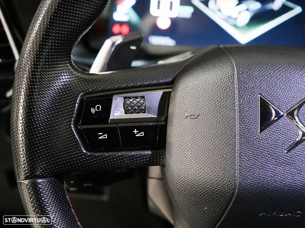 DS DS7 Crossback E-Tense Performance Line EAT8 - 40